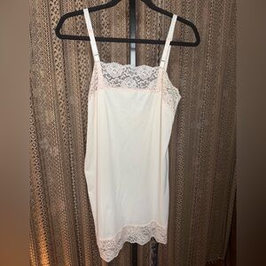 VTG Confection Maidenform Slip